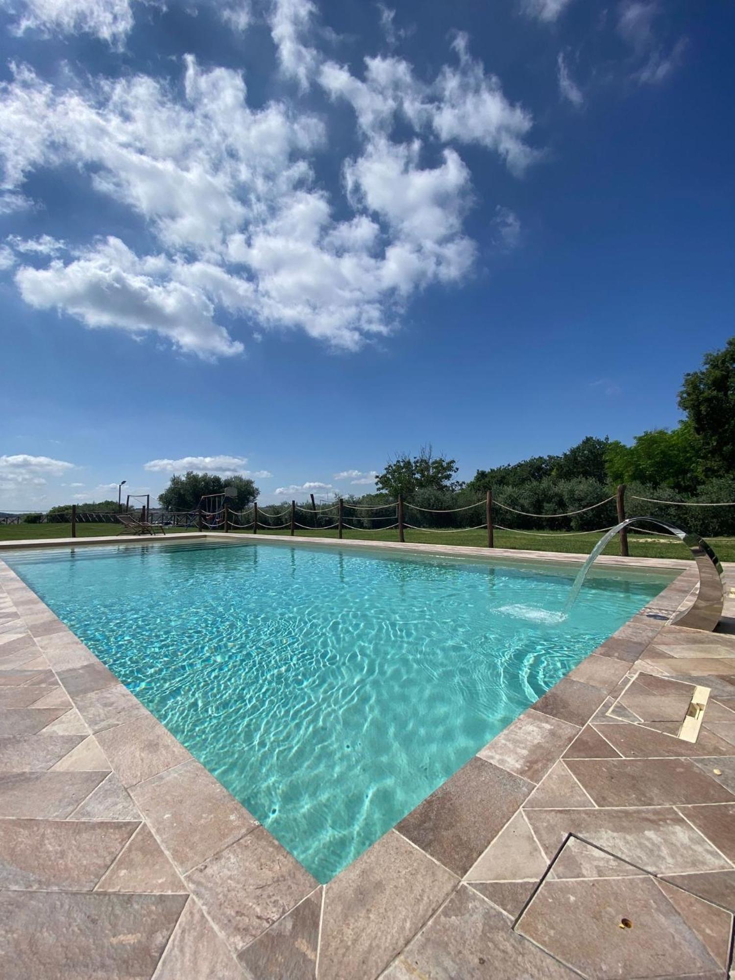 Agriturismo Nido Delle Rondini Мачерата Екстериор снимка